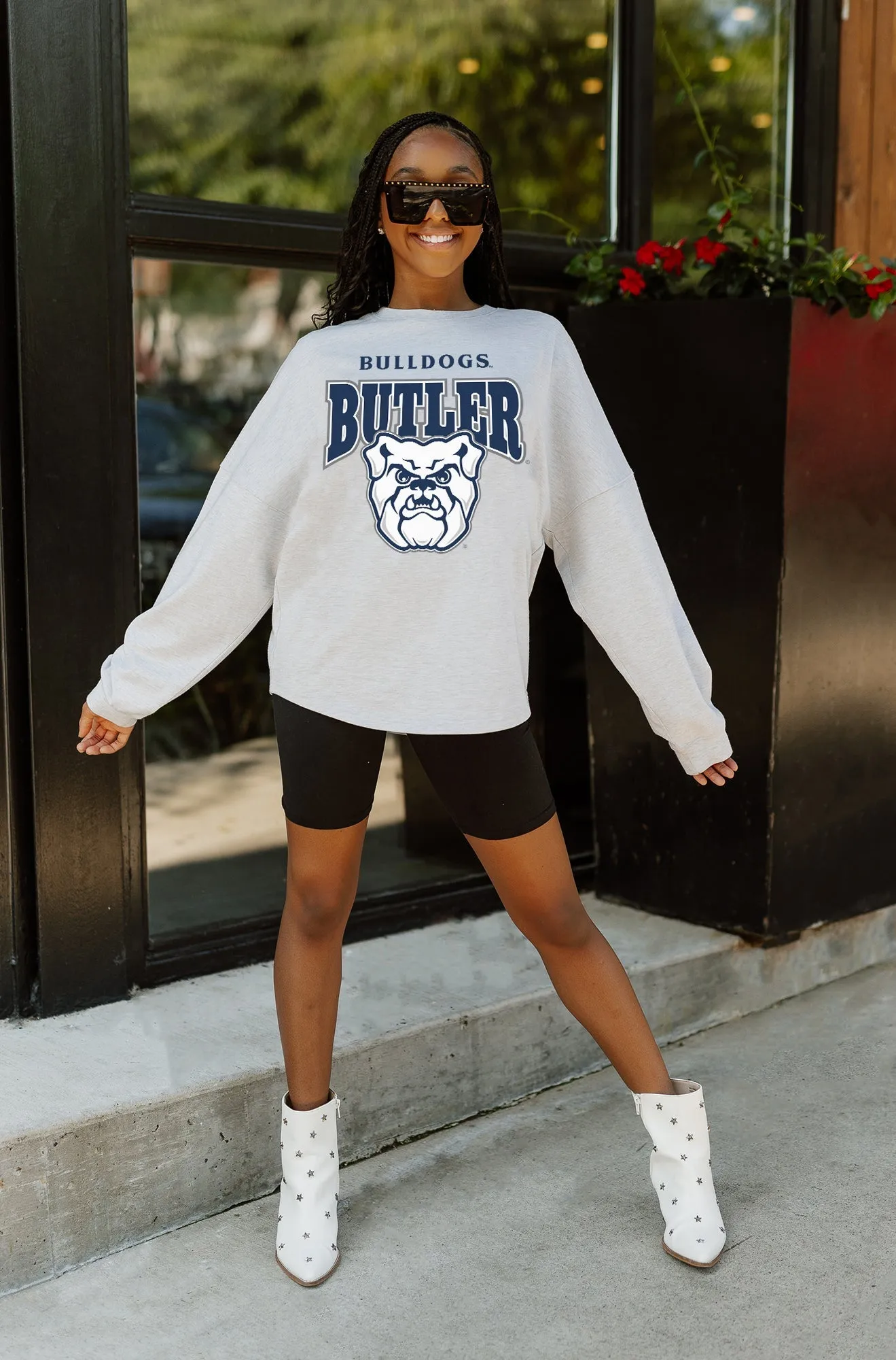 BUTLER BULLDOGS FIGHTING SPIRIT DROP SHOULDER LONG SLEEVE PULLOVER