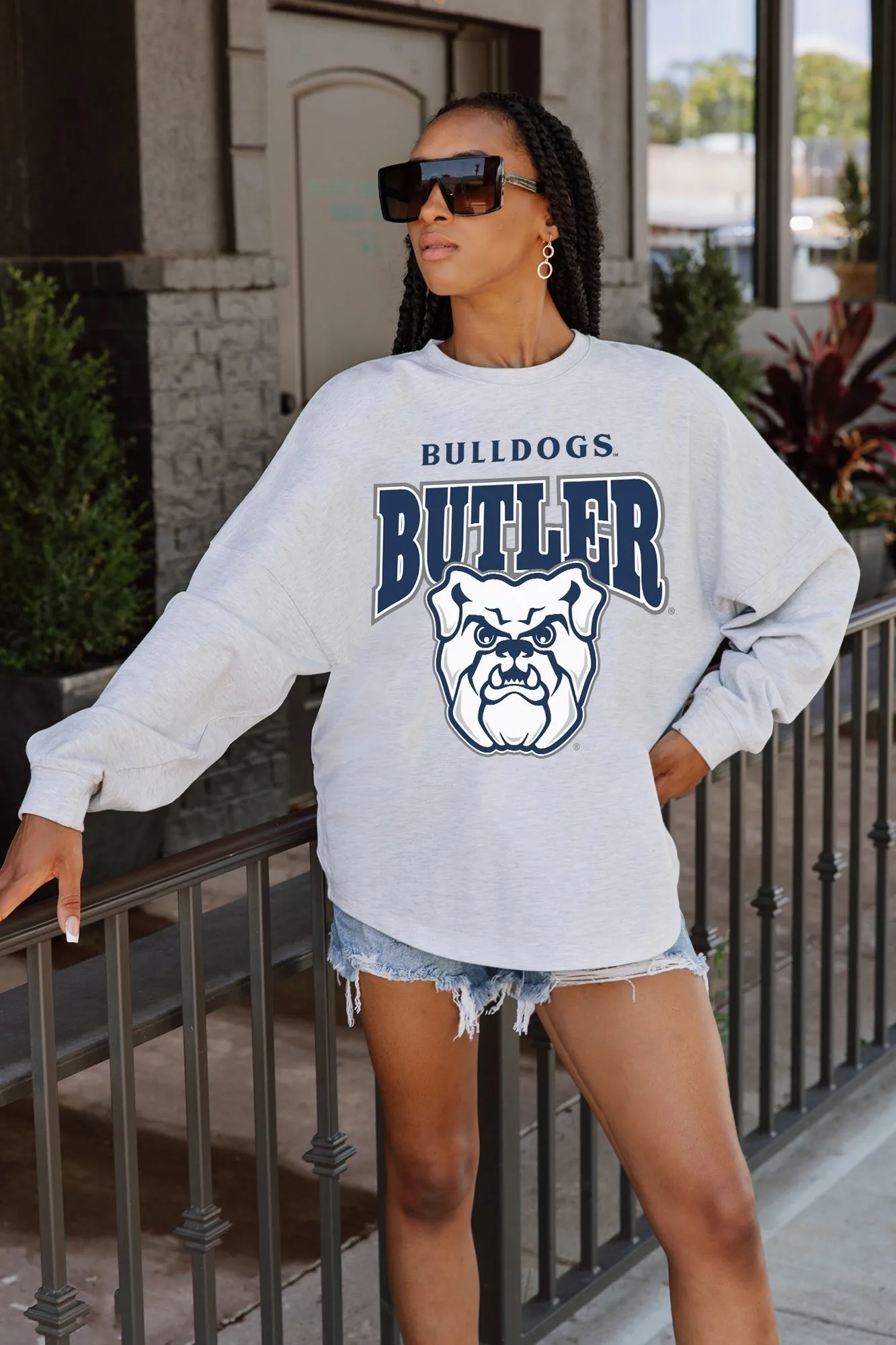 BUTLER BULLDOGS FIGHTING SPIRIT DROP SHOULDER LONG SLEEVE PULLOVER