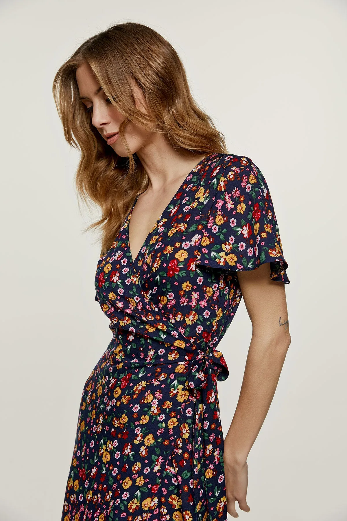 Floral Ruffle Detail Wrap Dress