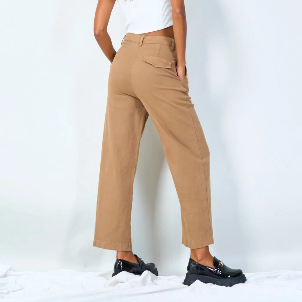 High-waisted pleated trousers wholesale