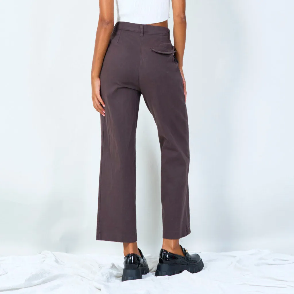 High-waisted pleated trousers wholesale