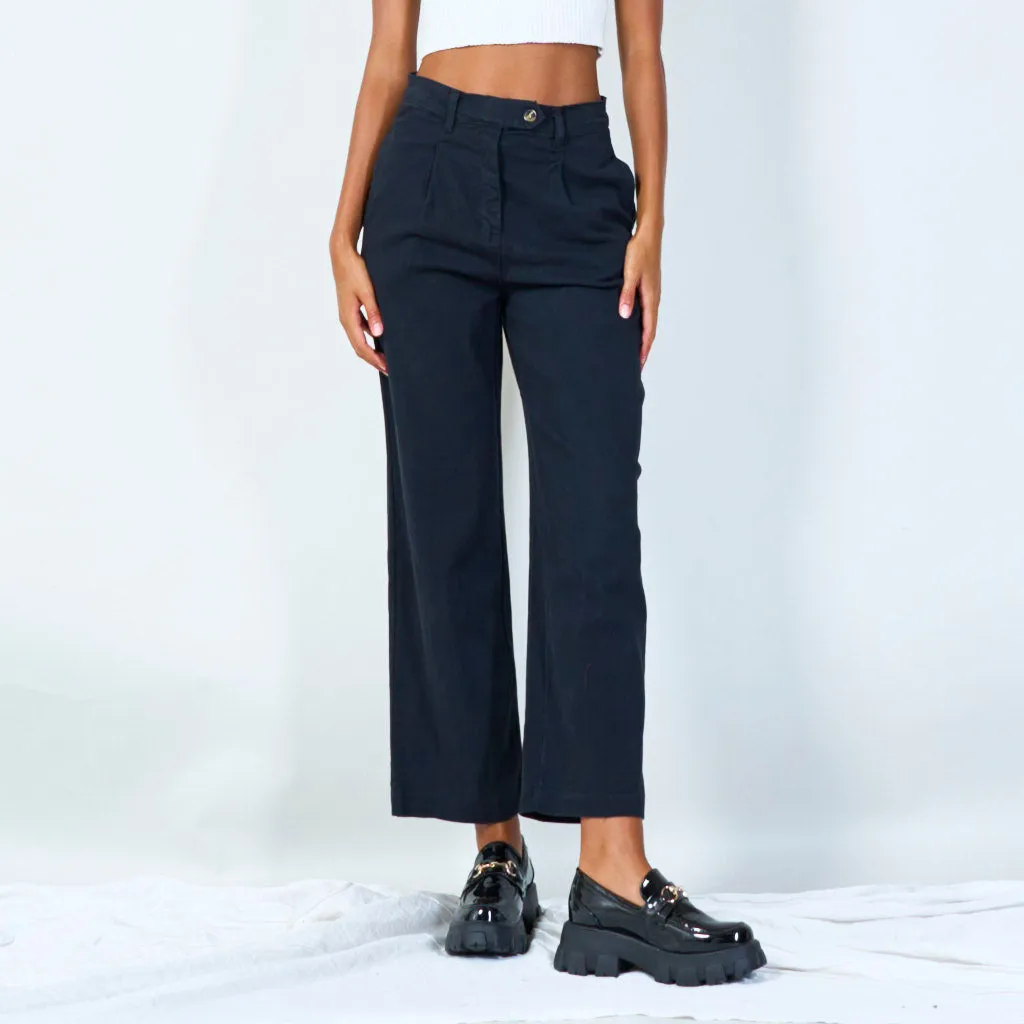 High-waisted pleated trousers wholesale