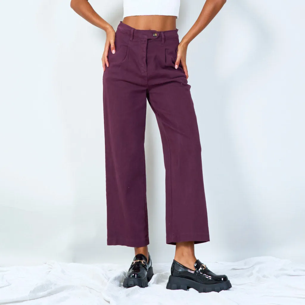High-waisted pleated trousers wholesale