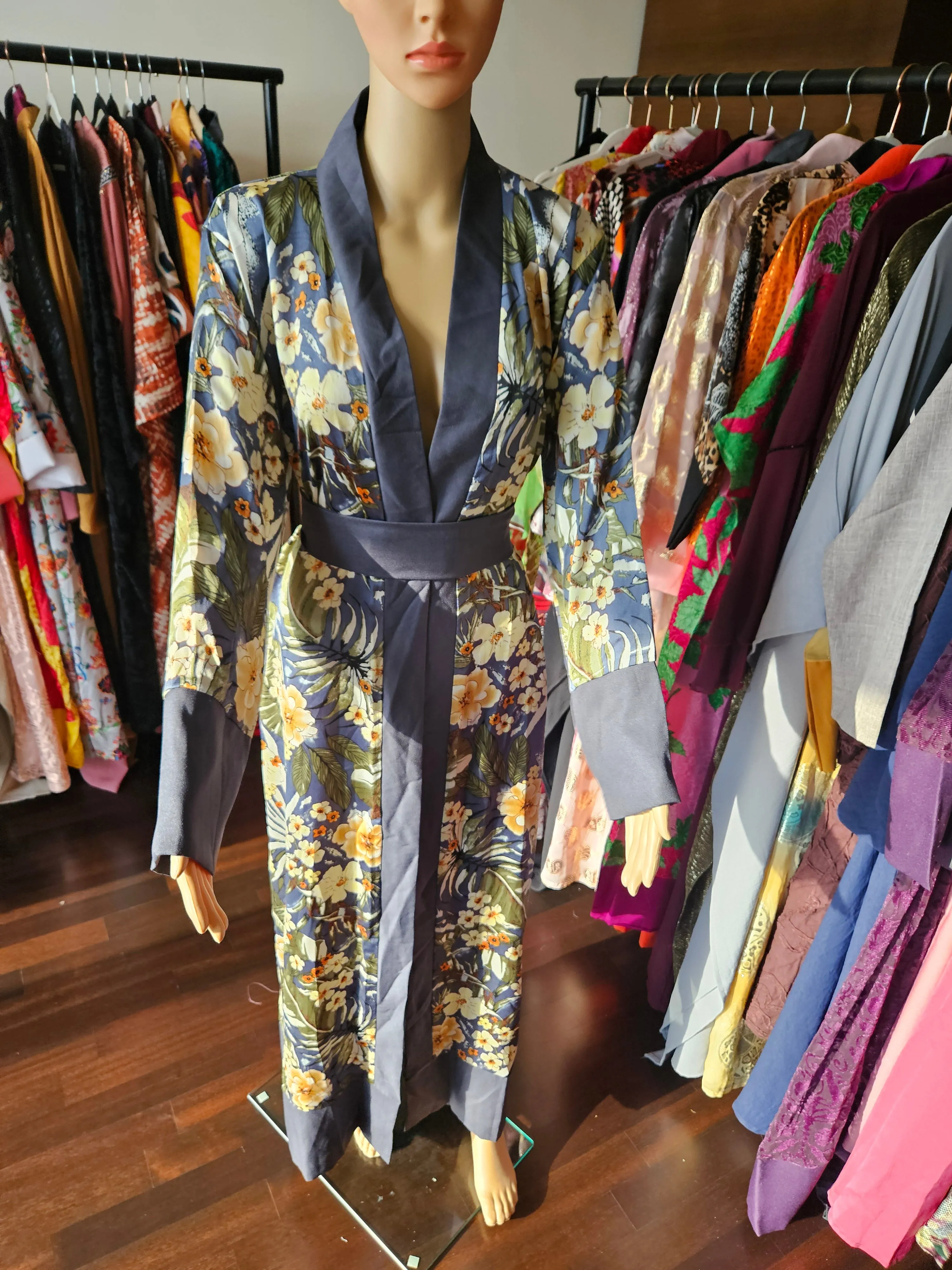 Kinsley floral kimono robe