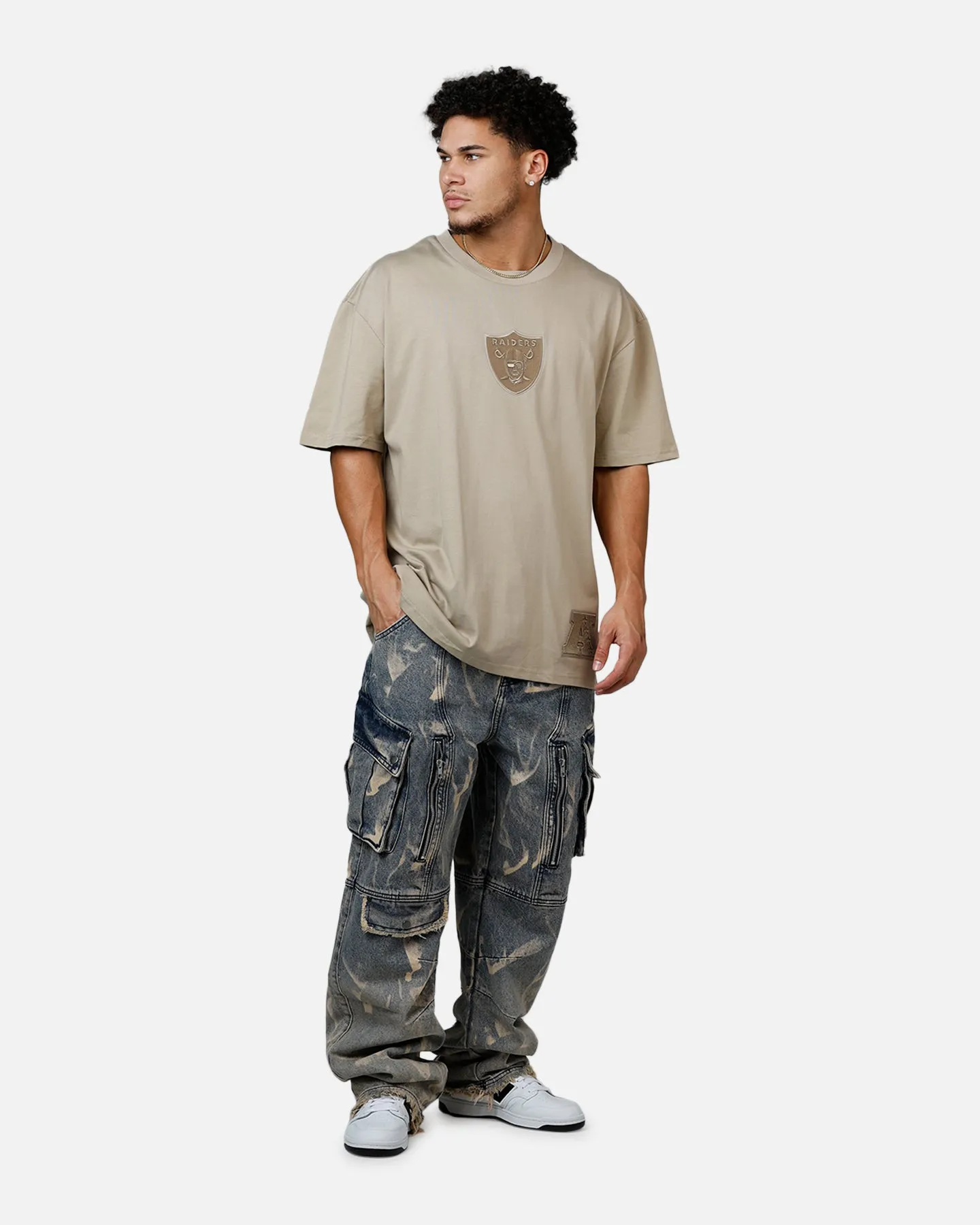Pro Standard Las Vegas Raiders Wingspan T-Shirt Taupe