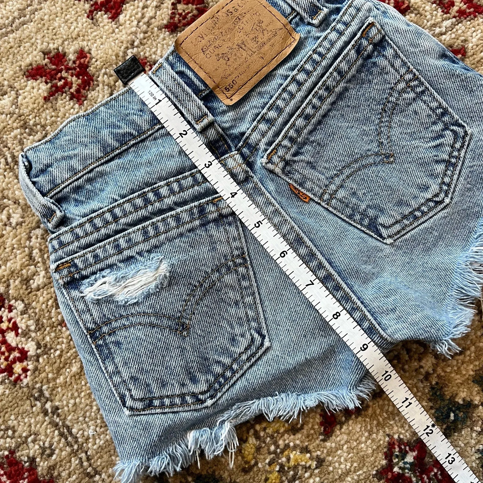 Vintage Levi's 550 Relaxed Fit Slim Cut Off Shorts 7