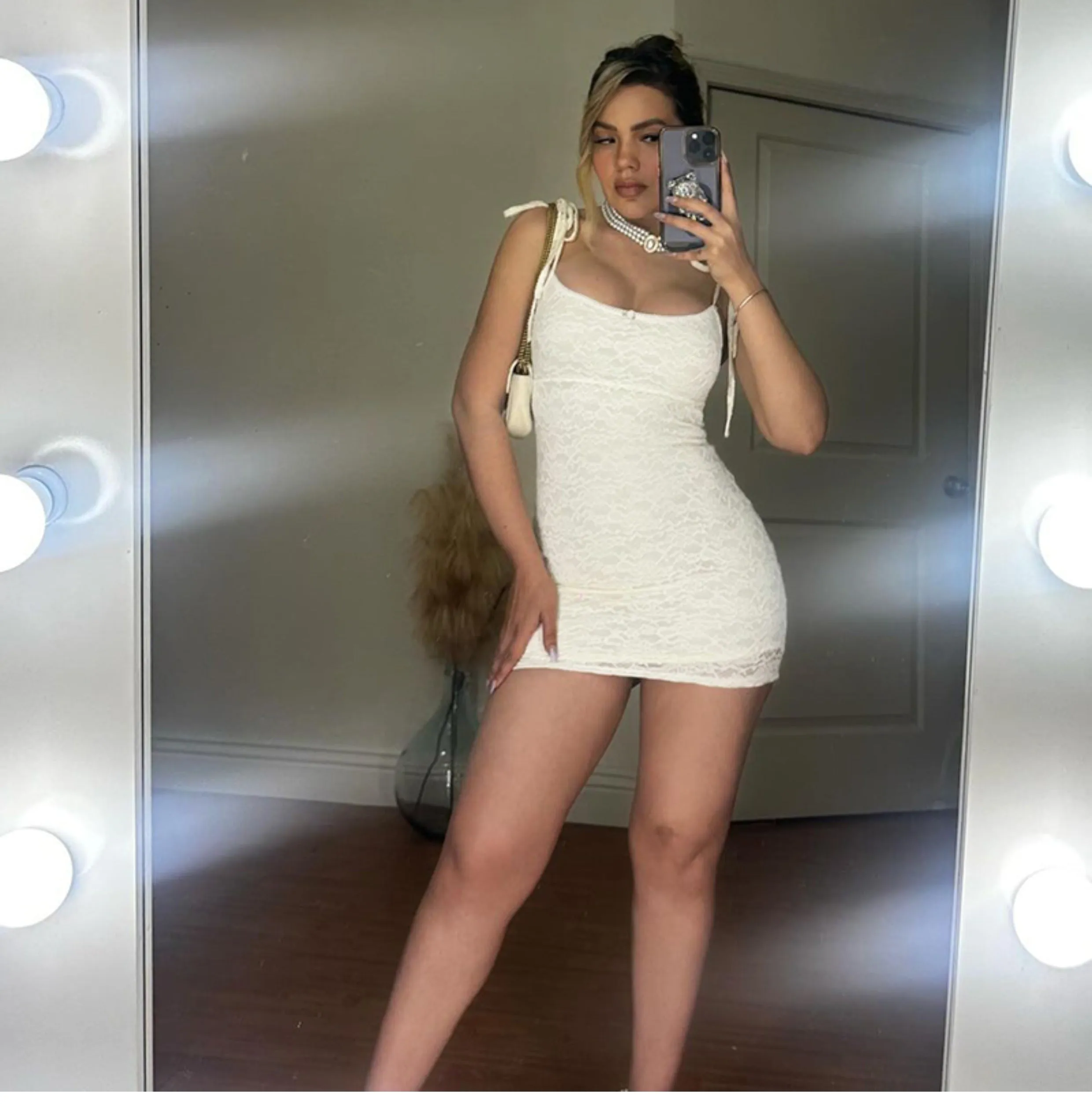 Vvsha Cesciley Lace Mini Dress